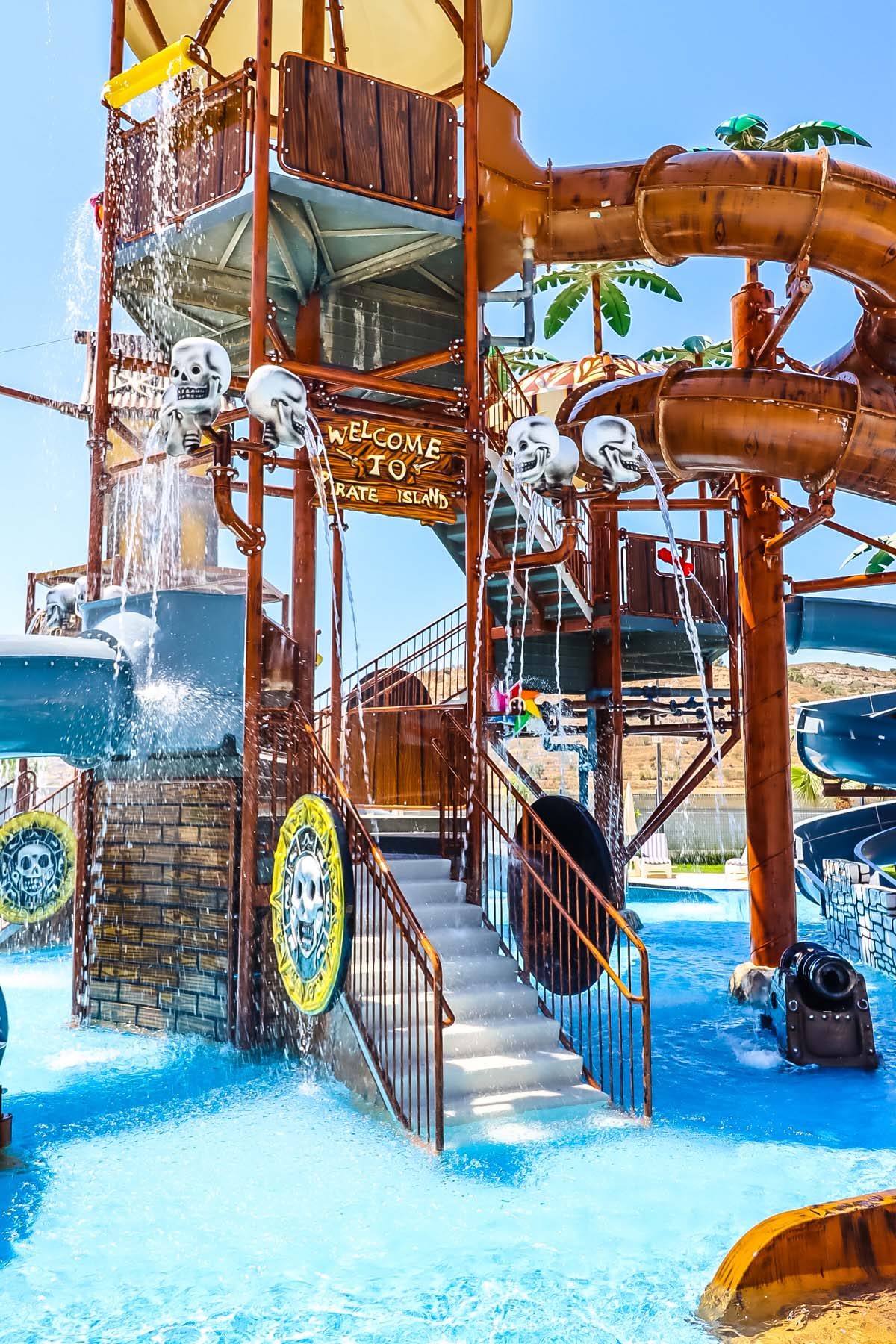 Splash tower and pool