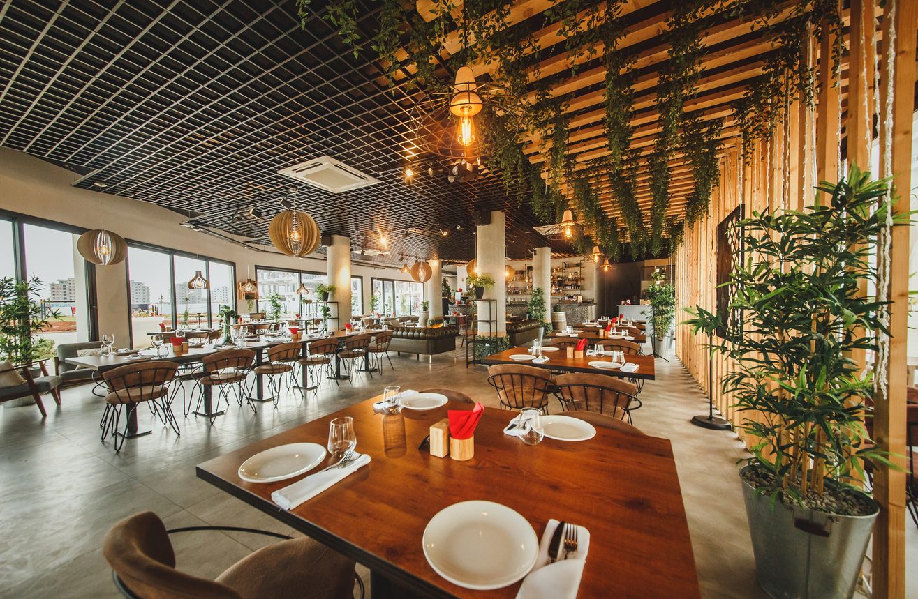 Lucca restaurant dining room